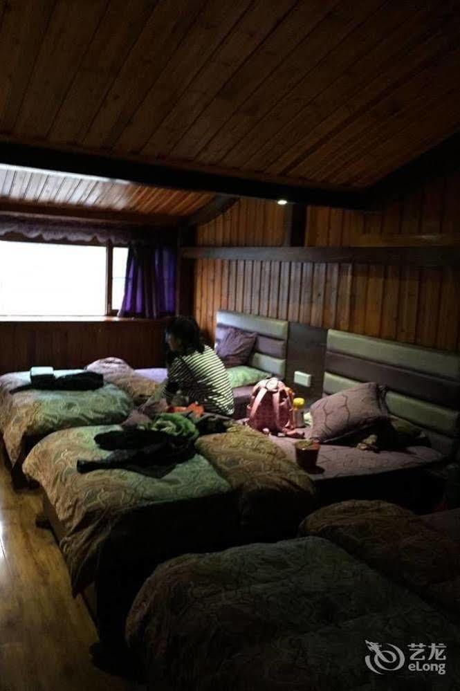 Fenghuang Waitin For You Inn المظهر الخارجي الصورة